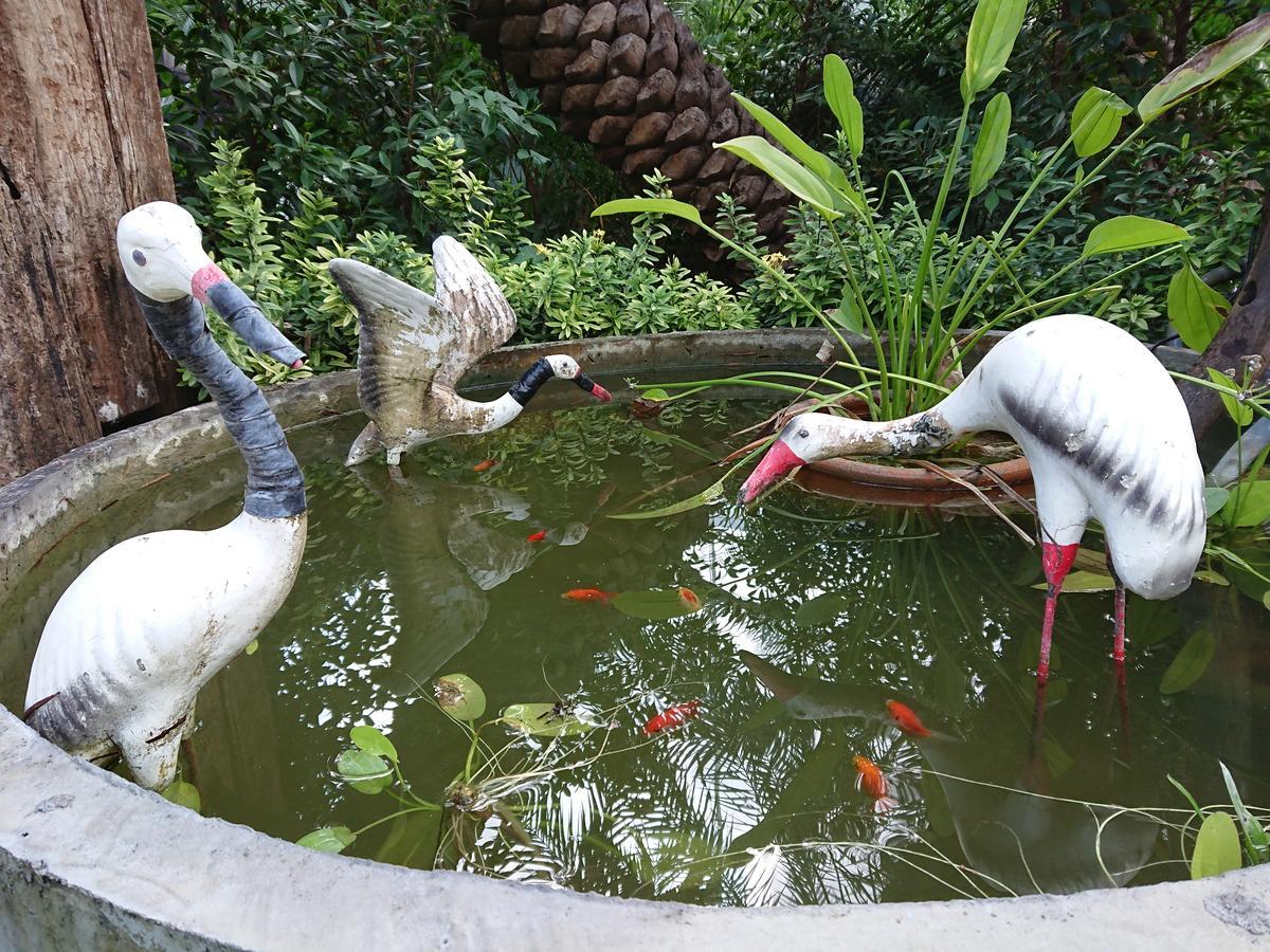 Lopburi Palm Resort エクステリア 写真